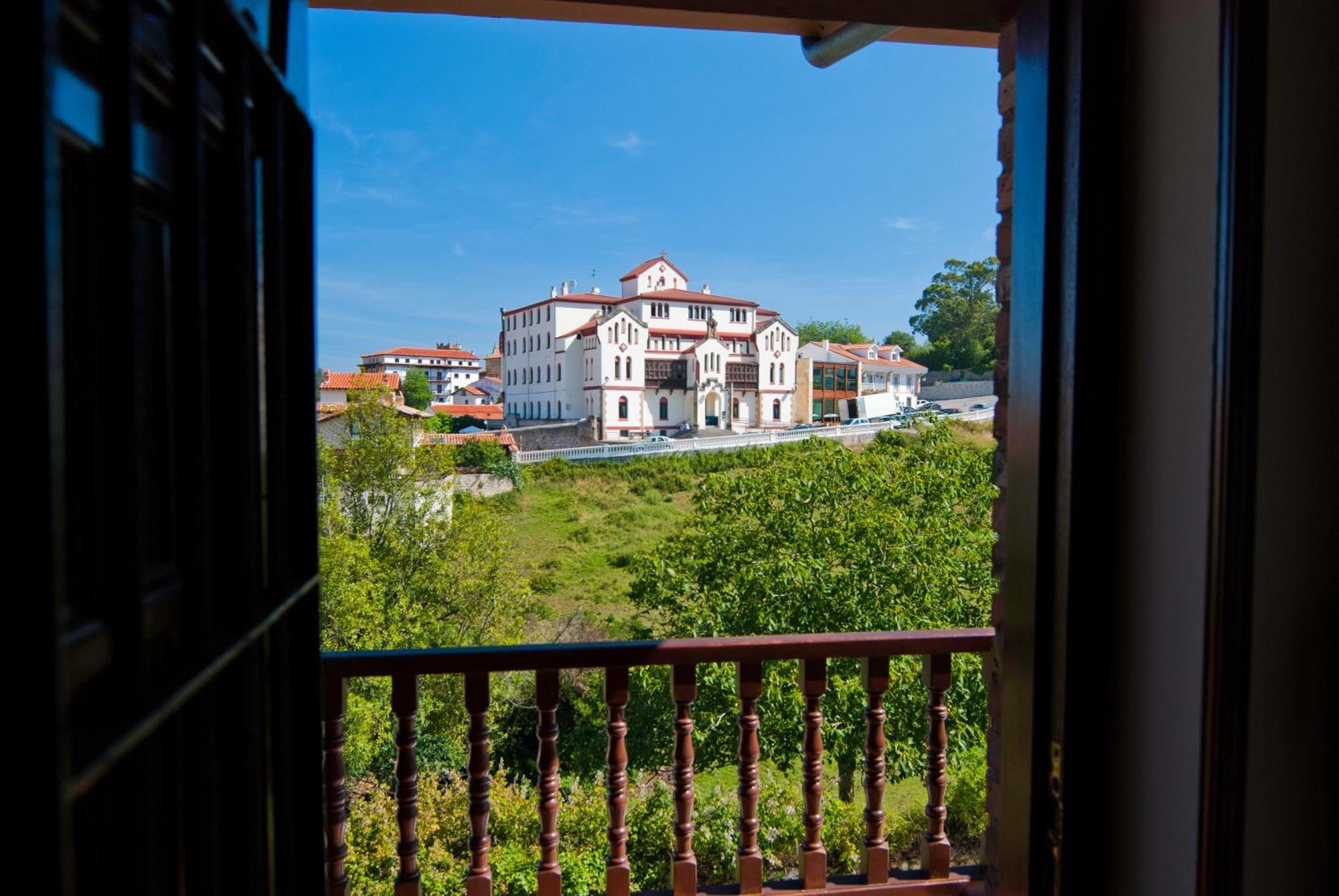 La Solana Montanesa Hotel Comillas Exterior photo